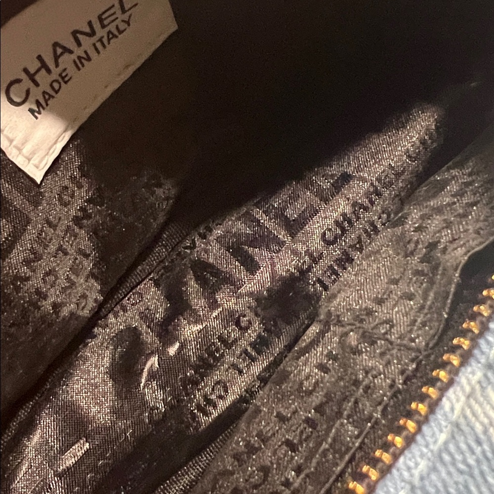Chanel Beauty Blue Denim Crossbody Bag GWP - Picture 10 of 12